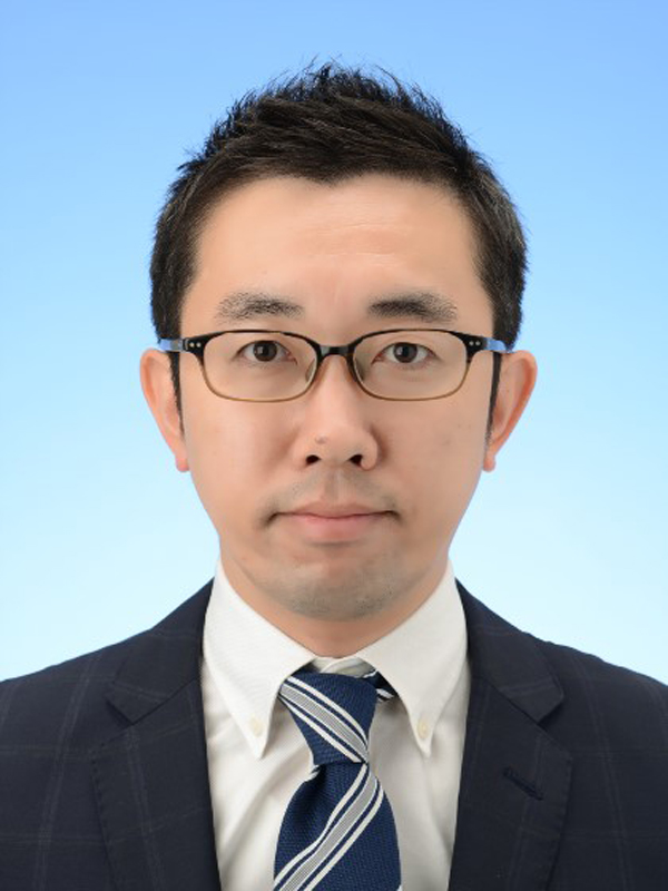 06髙畑慎太郎_b.jpg