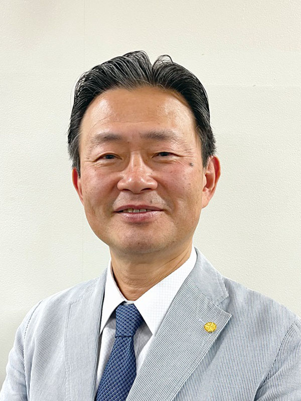 43家近啓吾_b.jpg