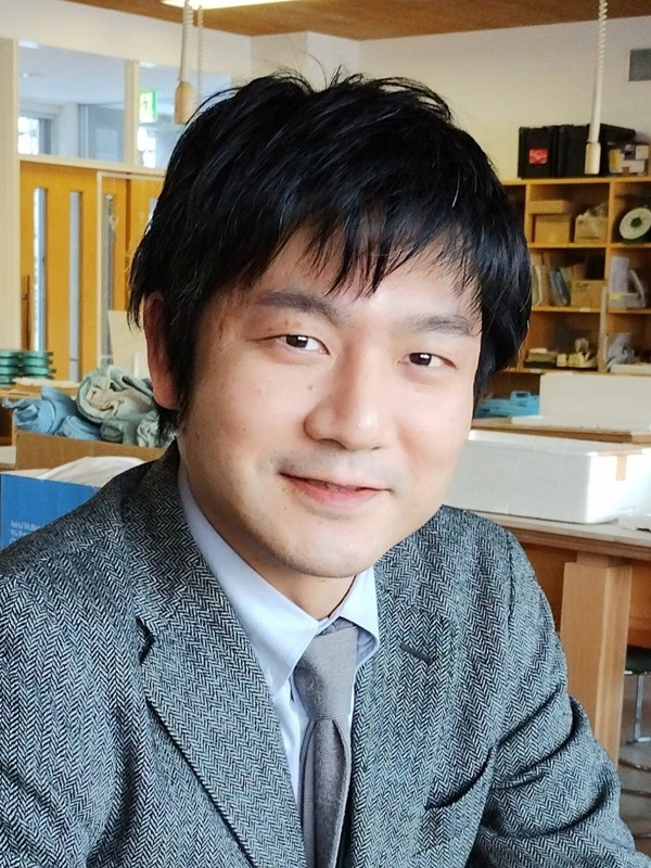 23嶋田雅人_b.jpg
